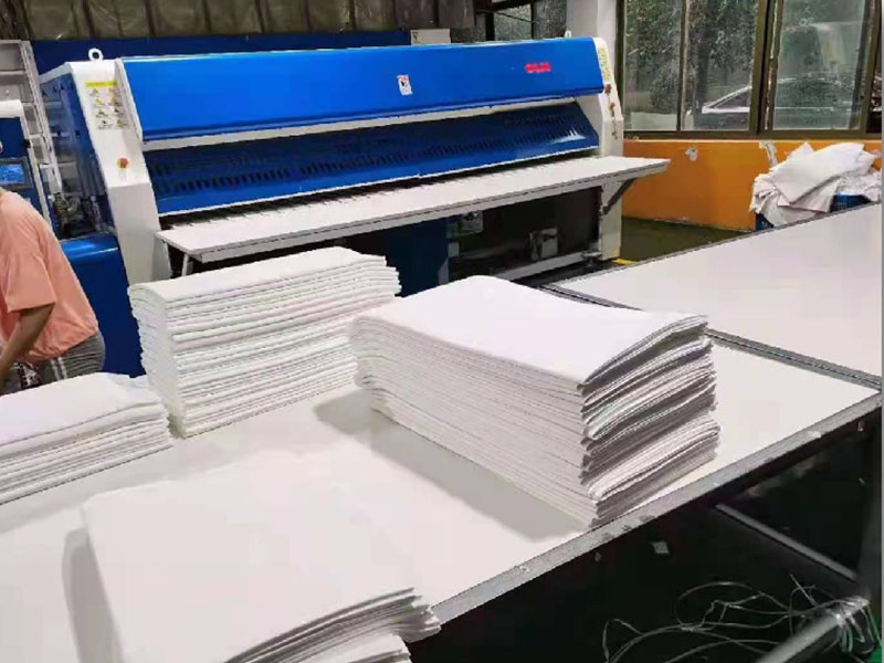 代高速熨烫机-01